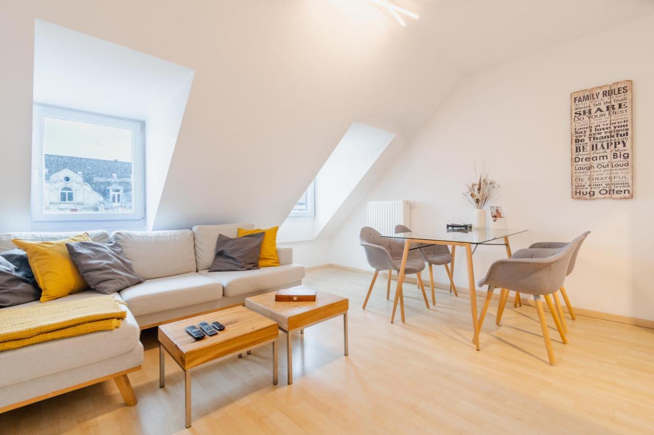 Home By Doni I Serviced Apartments I Ruhig I Zentral Nahe Rmcc, Staatsheater & Landtag Wiesbaden Extérieur photo